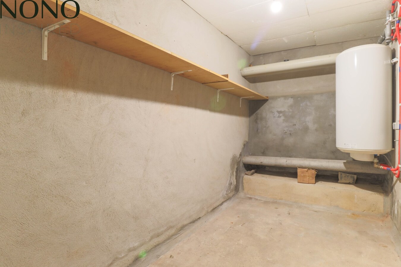 TOPLIGGING : Instapklaar 2 slaapkamer appartement met garage, terras en berging ! 