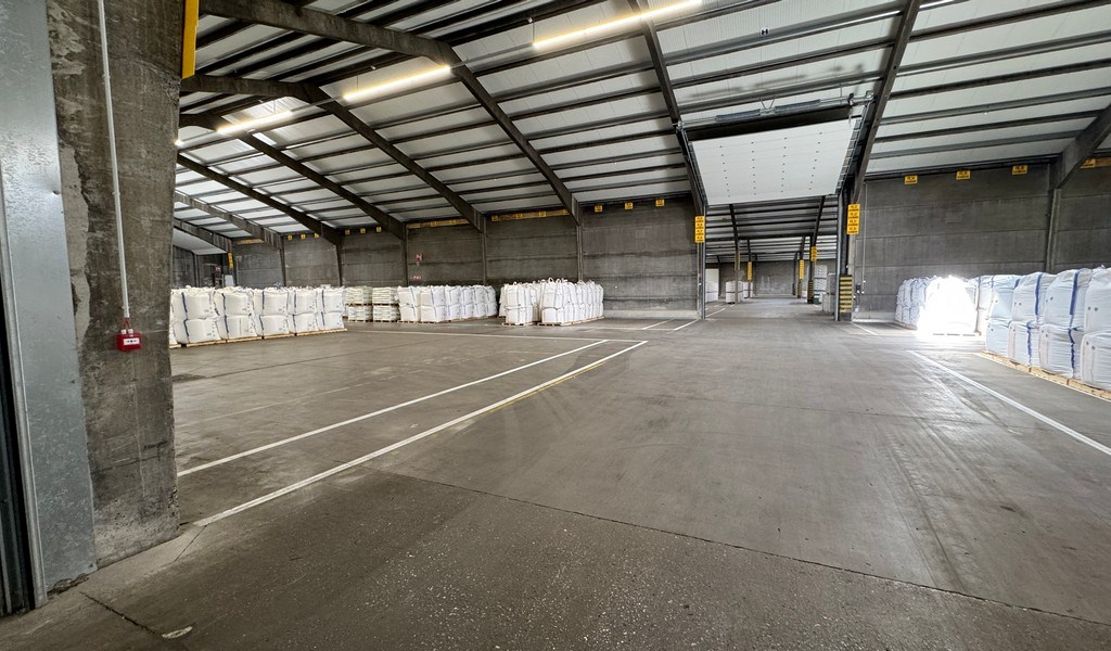 Magazijn te huur in Schomhoeve Logistic Center in haven Antwerpen