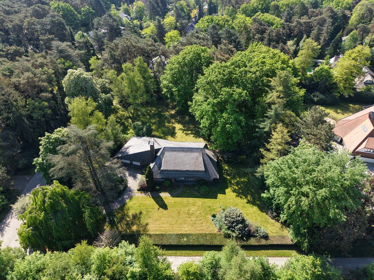 Villa &quot;Lentestemmen&quot; op een perceel van 4.491 m&#178; te Schilde 
