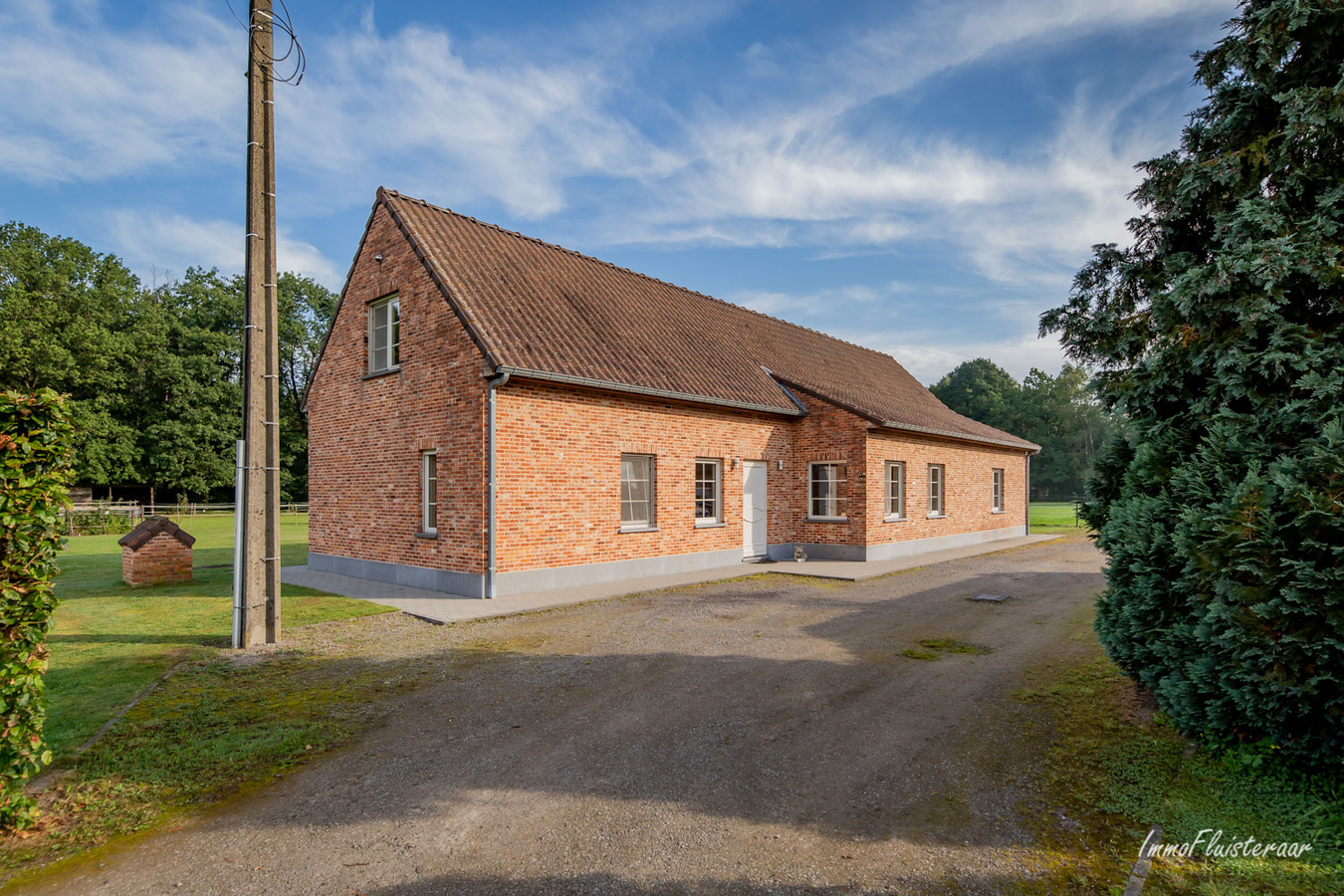 Charmante woning met paardenfaciliteiten op ca 2,7 Ha te Herselt 