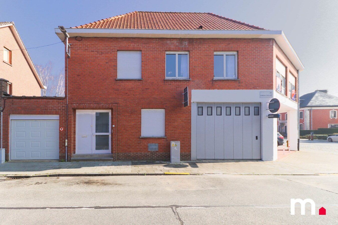 Ruim appartement (103 m2)  met garage op de grens Bissegem/Kortrijk ! 