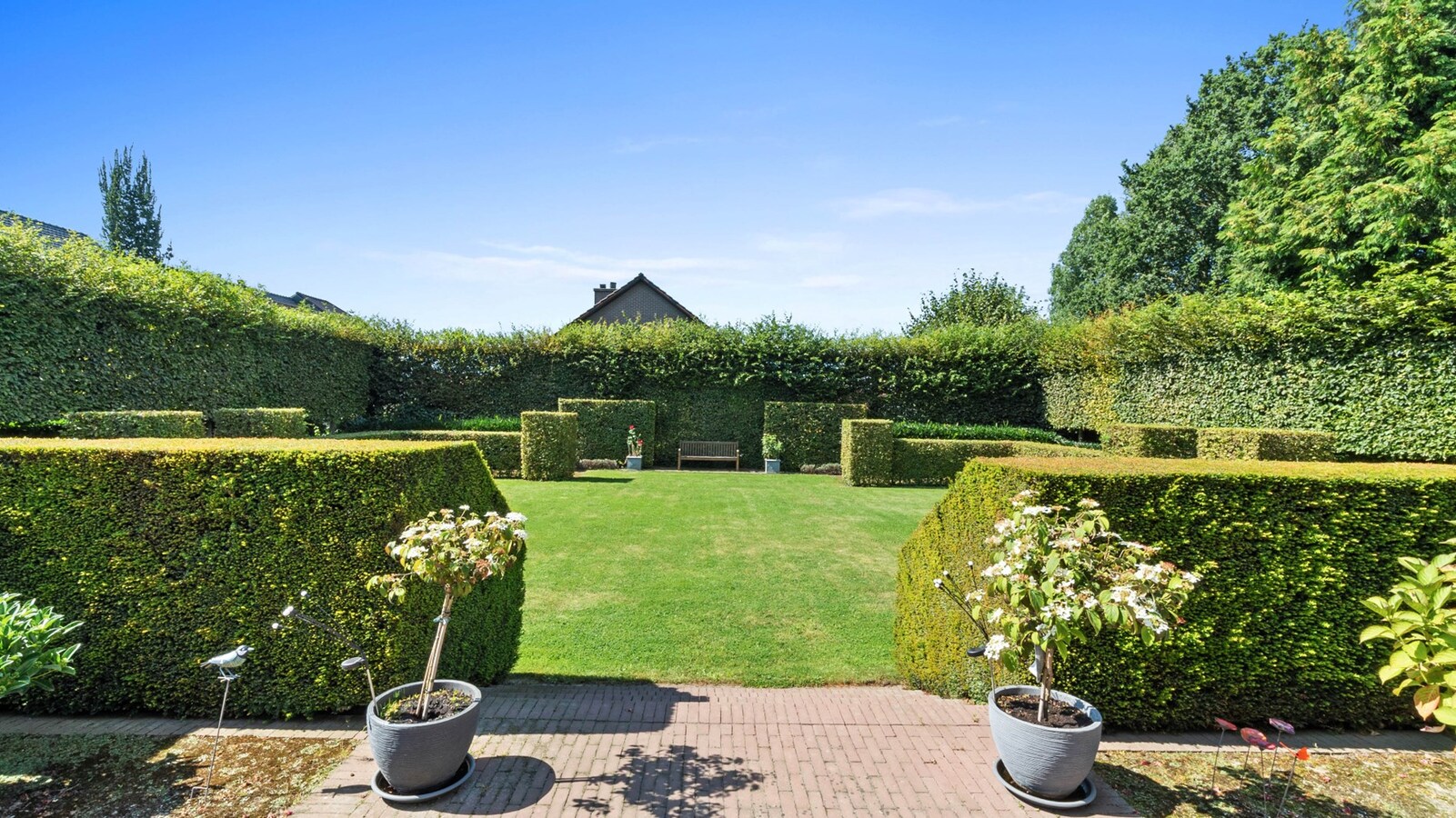 Bouwgrond van 553 m&#178; voor open bebouwing 