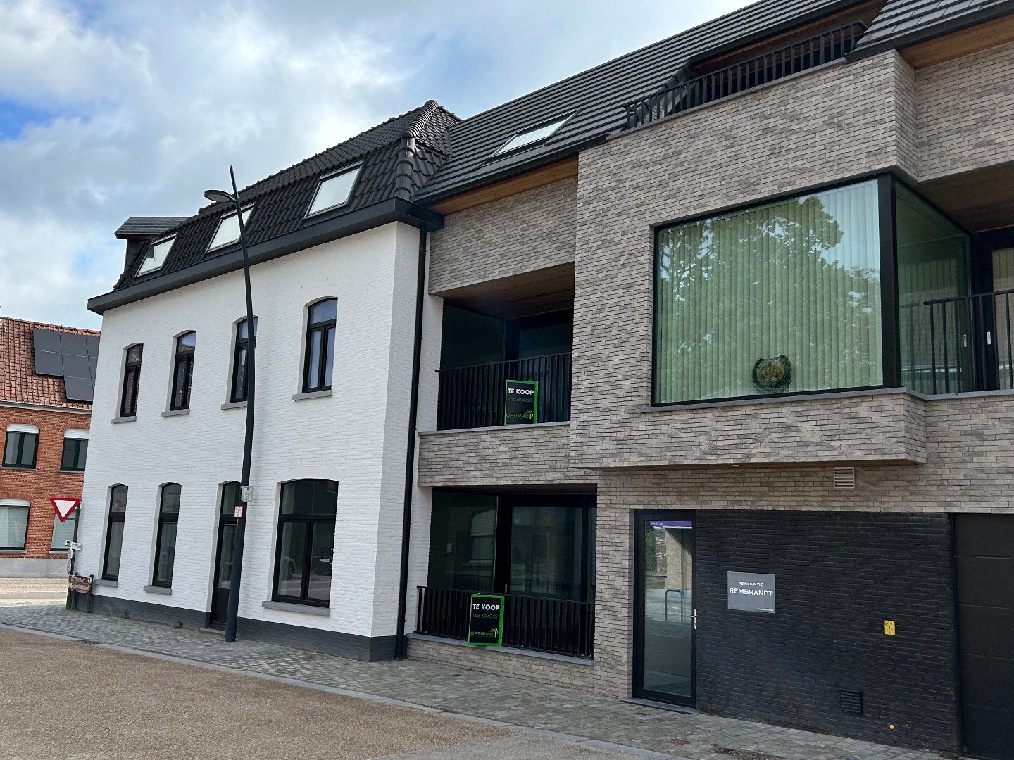 Volledig afgewerkt appartement met 2 slaapkamers en aangenaam terras 