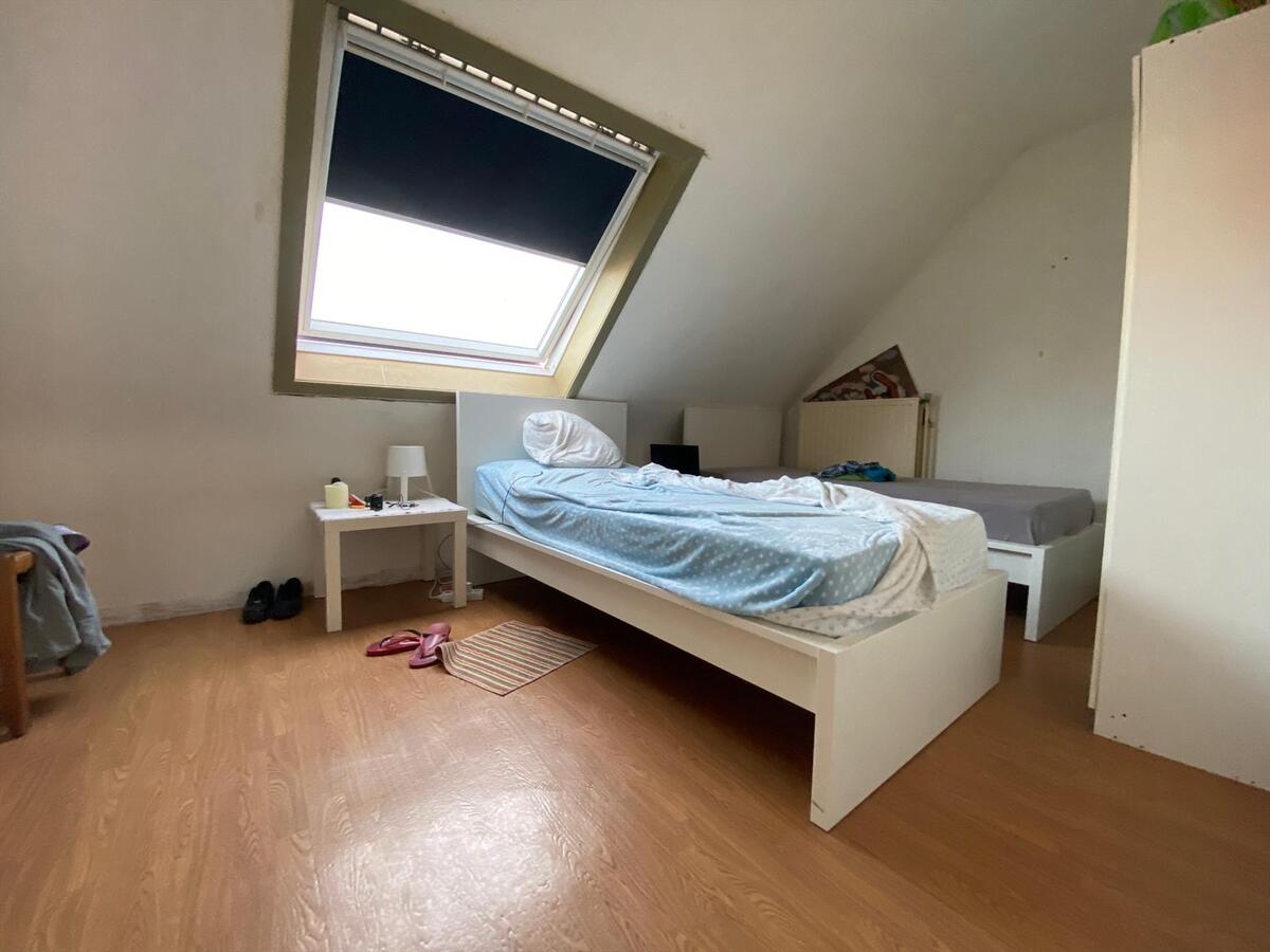 Appartement met 4 slaapkamers in het centrum van Koekelare 