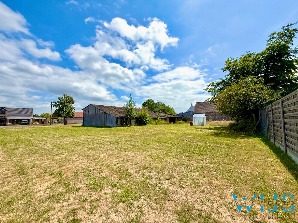 Bouwgrond van 1030m&#178; op TOPLOCATIE ! 