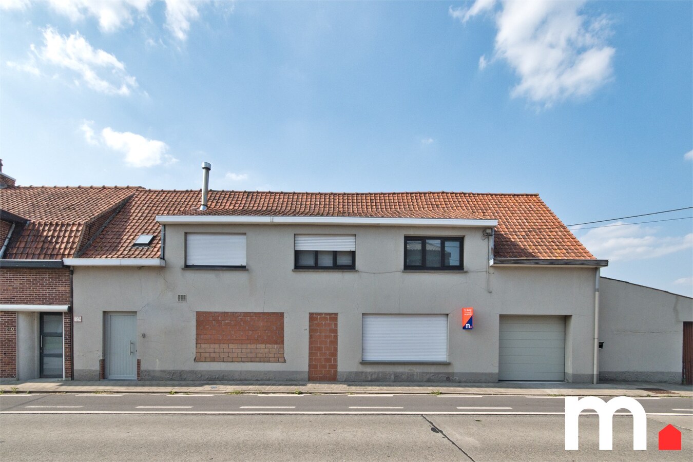 Lichtrijke halfopen woning met prachtige verzichten op de velden in Lendelede! 