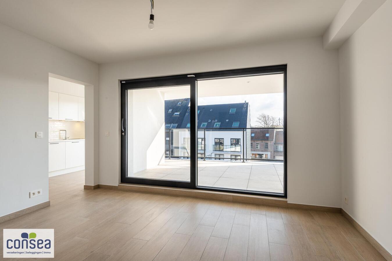 Lichtrijk appartement in het centrum van Maldegem met zicht op de kerk en overdekt terras van 15m&#178; 