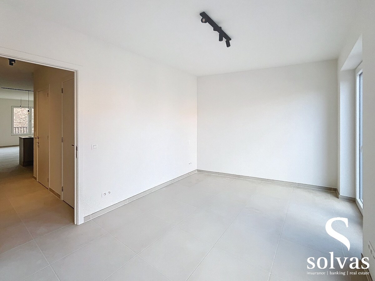 Nieuw appartement met 2 slaapkamers in Aalter, standaard afwerking, bouwjaar 2022, 95.82m&#178; bewoonbare oppervlakte, 1 badkamer 