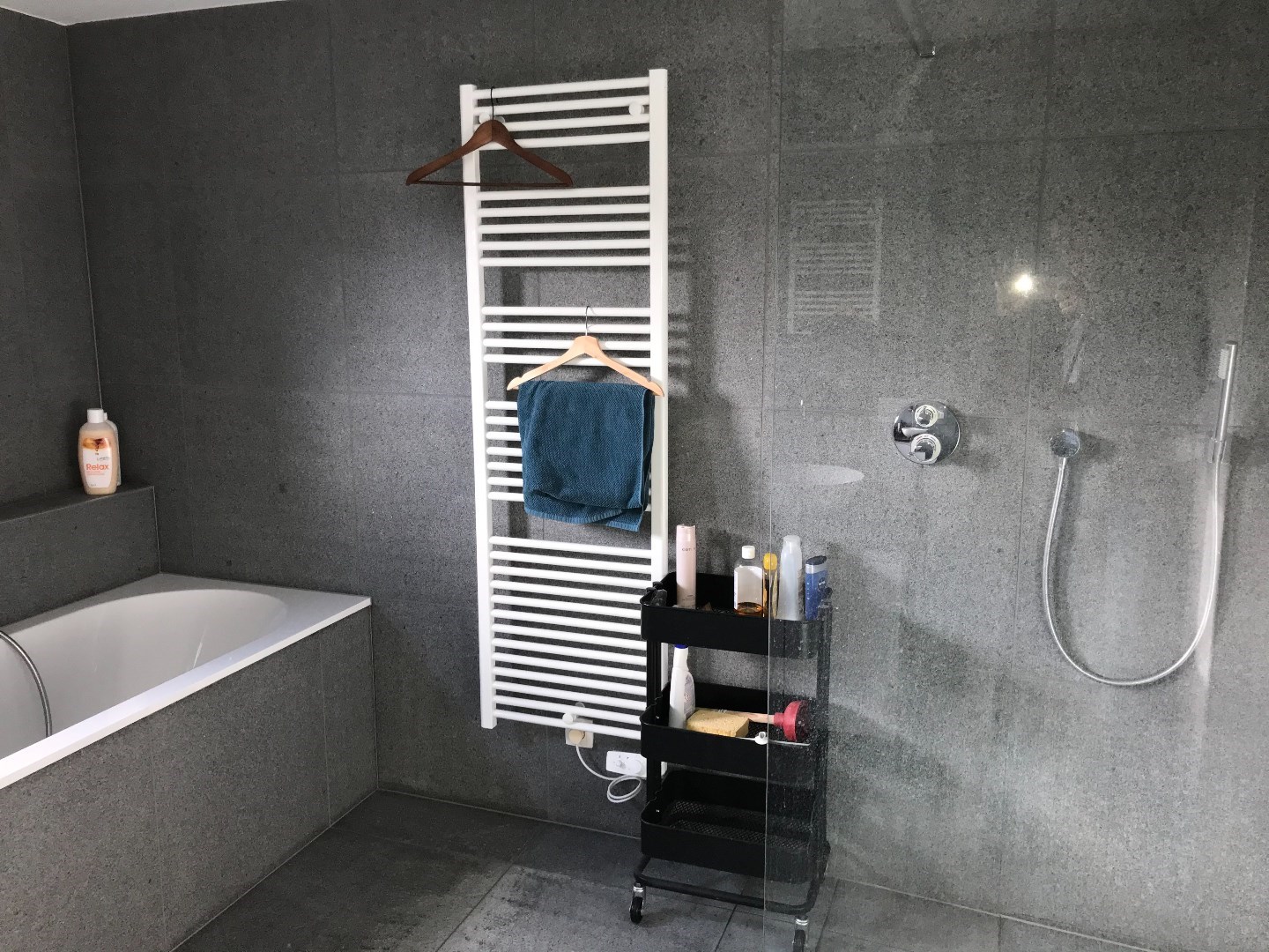 Prachtig appartement op de 1e verdieping met 2 terrassen en 2 slaapkamers 