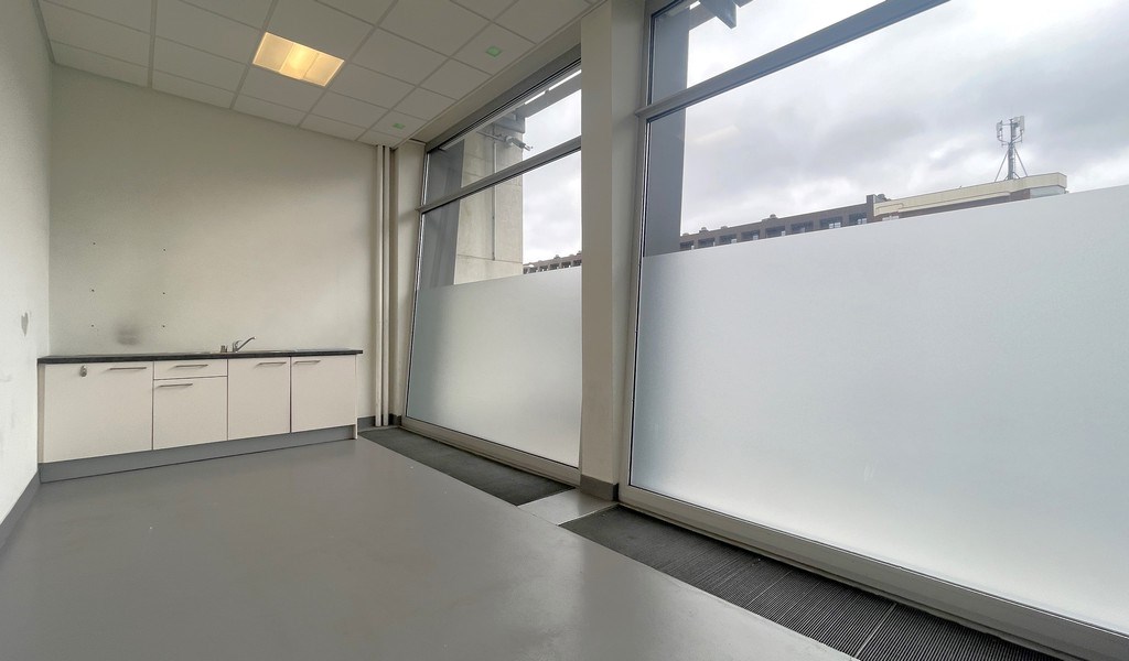 Kantoren en magazijn te huur in Ceka Center te Antwerpen