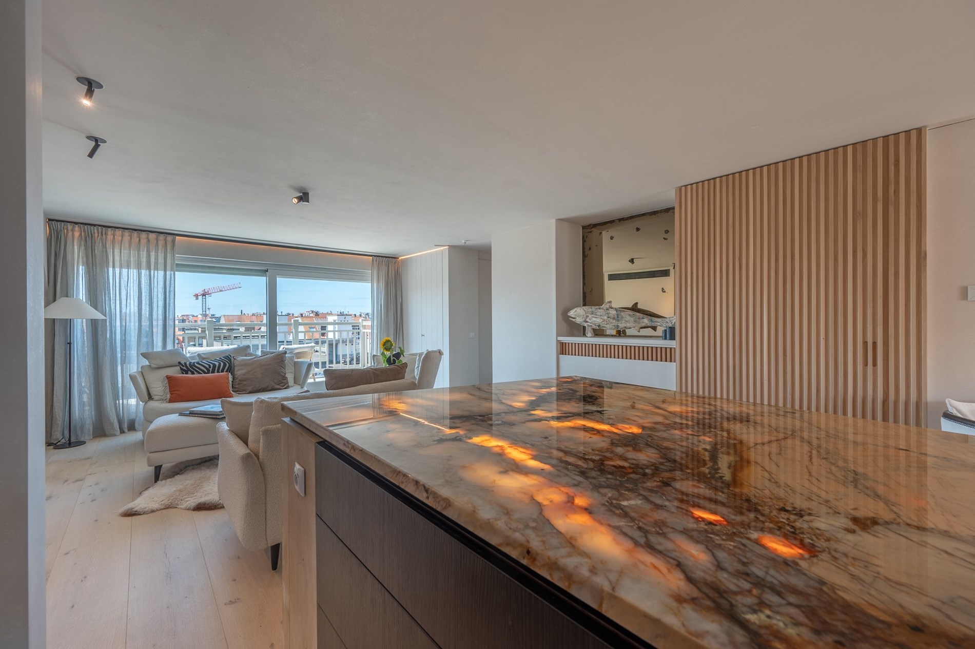 Luxe duplex dakappartement met zonneterrassen  in hartje Knokke 