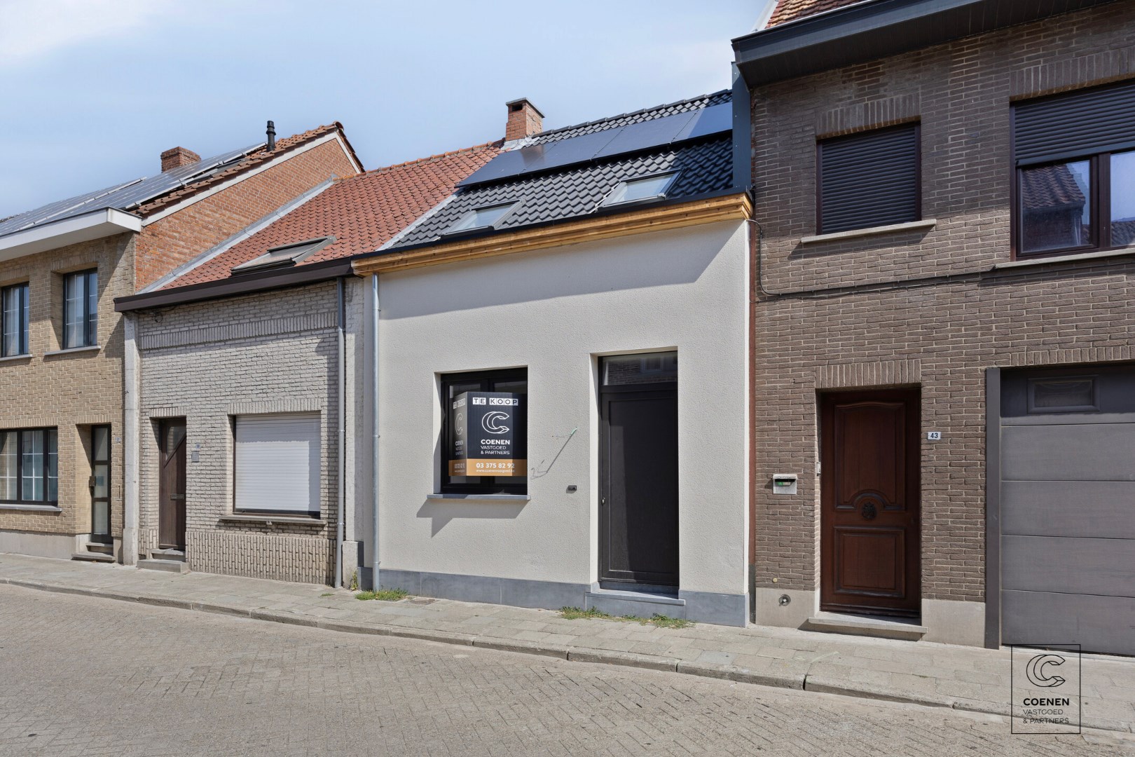 Prachtig, volledig gerenoveerde woning met 3 slaapkamers op een toplocatie te Turnhout! 