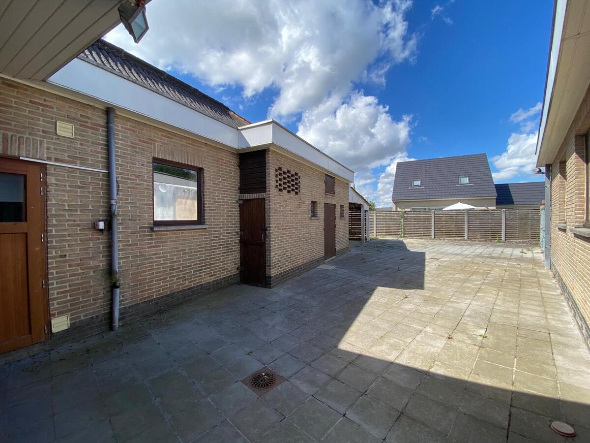 Woning met 3 slaapkamers en bureauruimte te Kortemark 