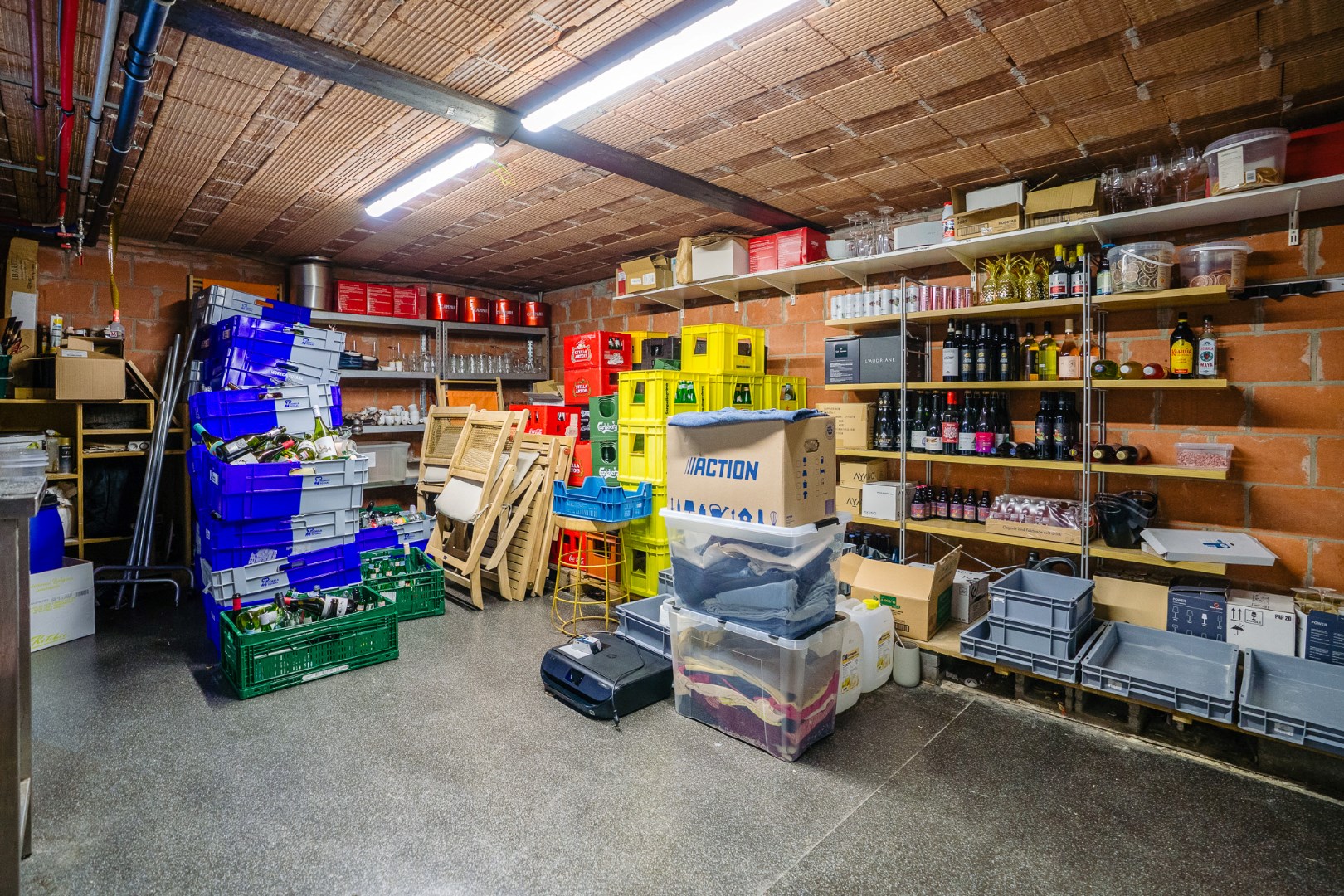 INSTAPKLAAR HANDELSPAND OP TOPLOCATIE 