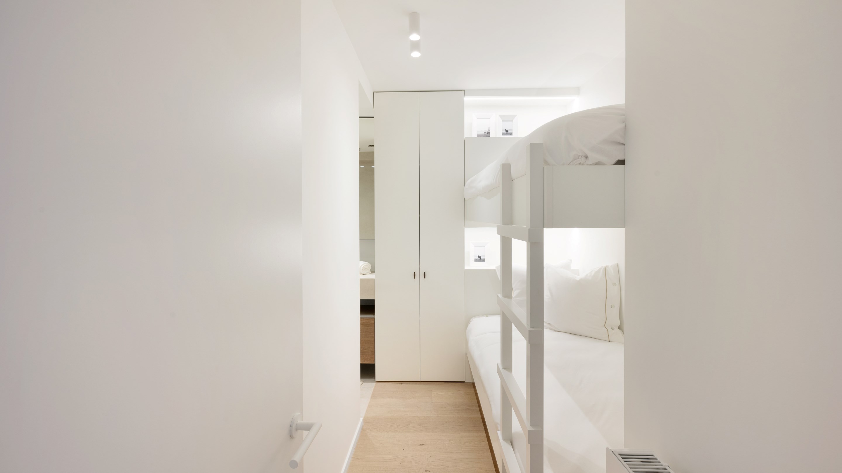 EXCLUSIEF APPARTEMENT MET 3 SLAAPKAMERS EN UITSTEKENDE LIGGING IN HARTJE KNOKKE 