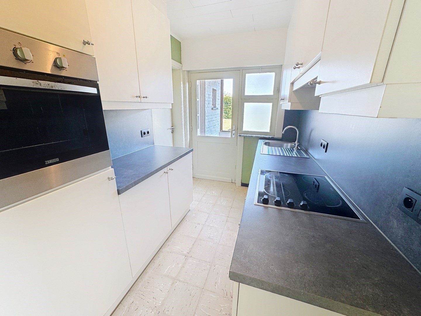 Instapklare en ruime woning met 3slpks en tuin 