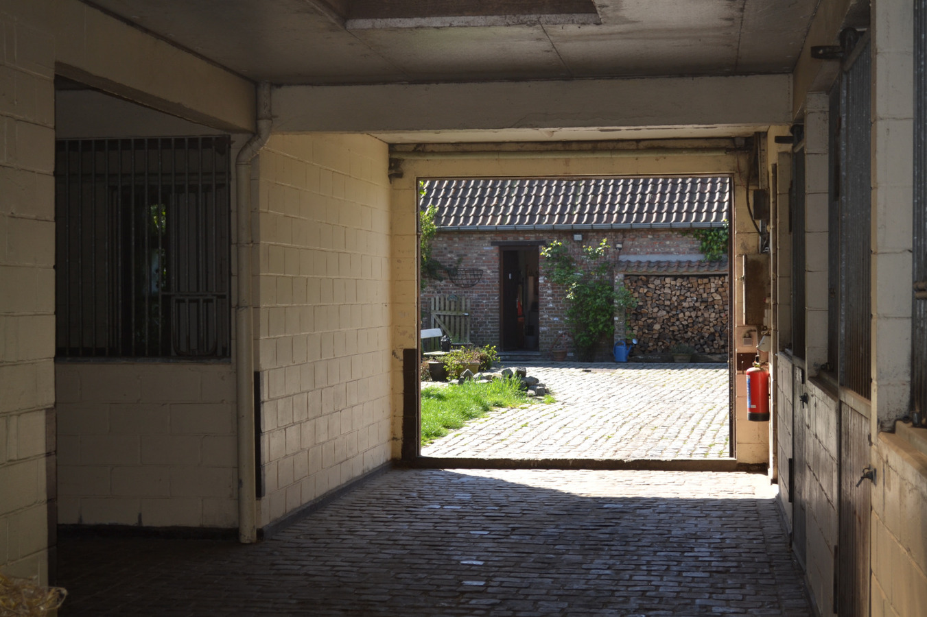 Hippisch complex te Huise (Zingem) op ca. 2Ha 