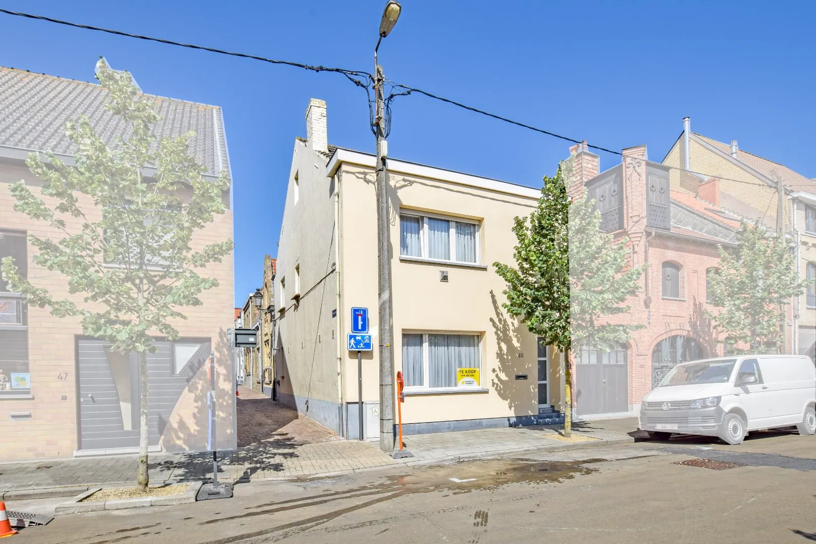 Instapklare hoekwoning met 4 slaapkamers