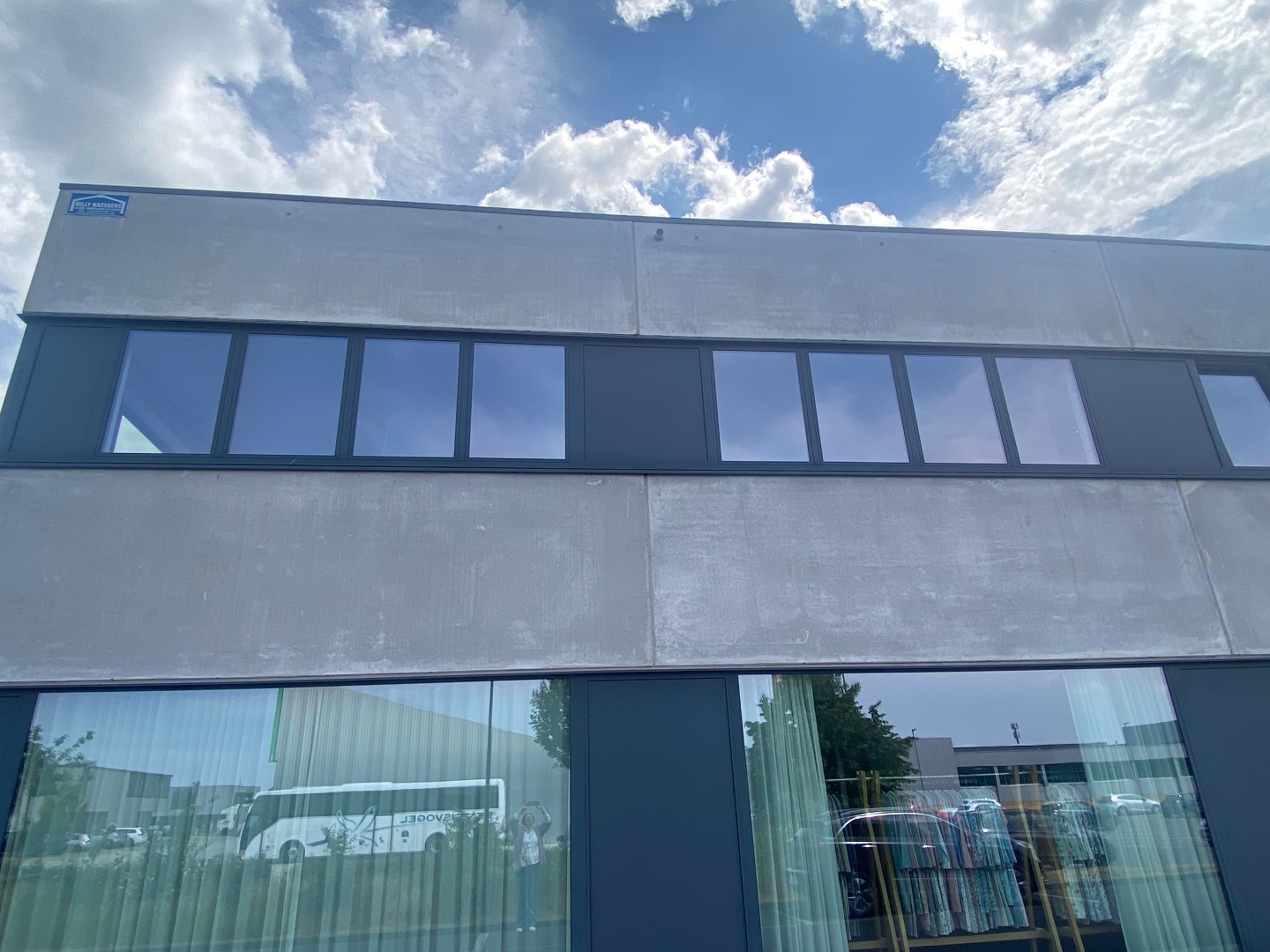 Terbeschikkingstelling van kantoorruimte in Waregem 