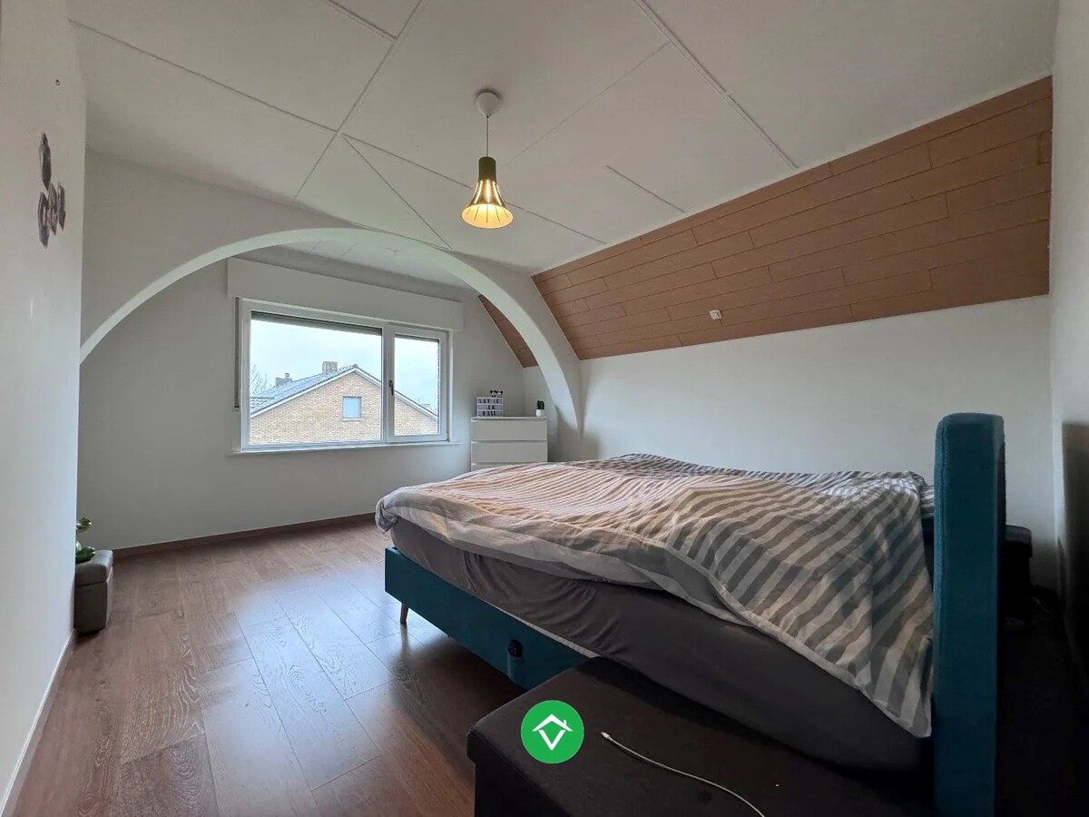 Instapklare woning met 3 slaapkamers en garage te Ichtegem 