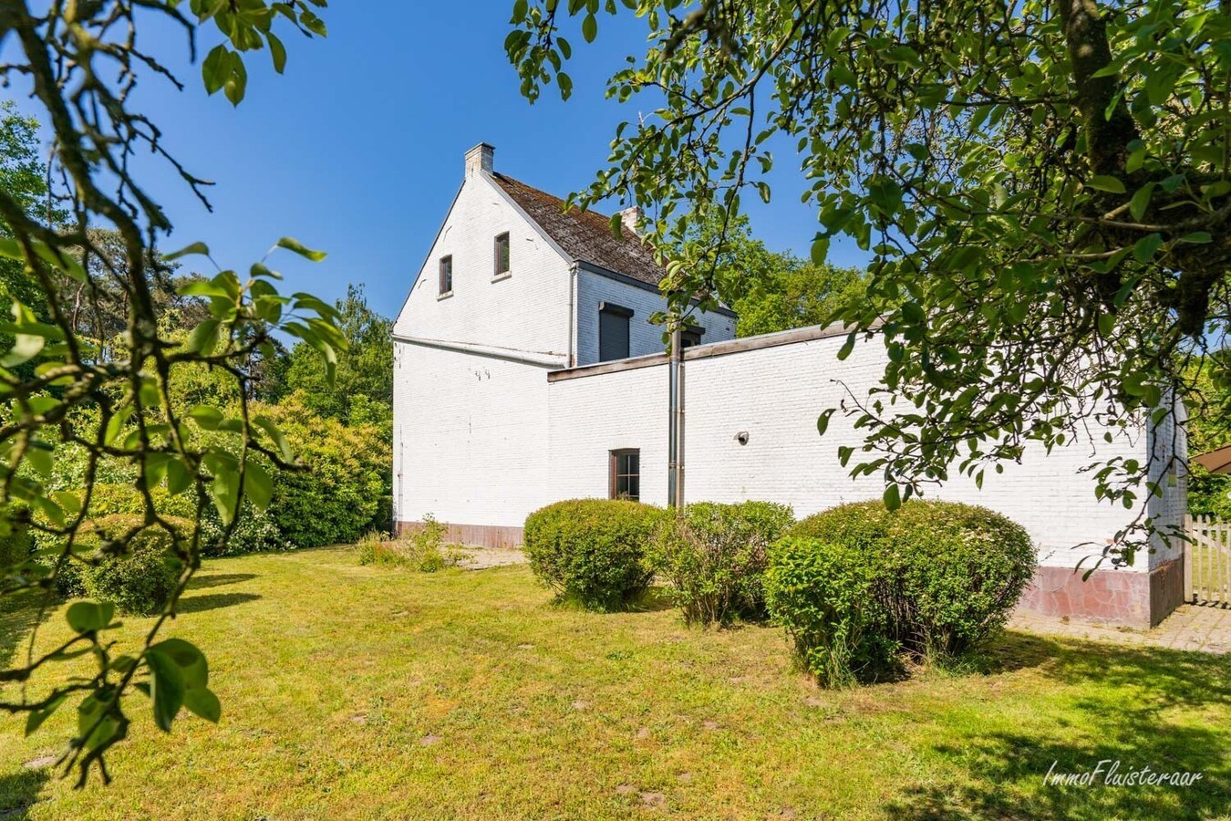 Hoeve op een uitzonderlijke locatie op ca. 5ha te Ham 