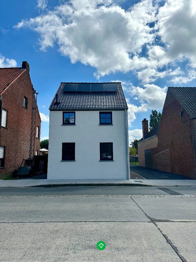 Instapklare woning met 3 slaapkamers en landelijke vergezichten te Bovekerke 