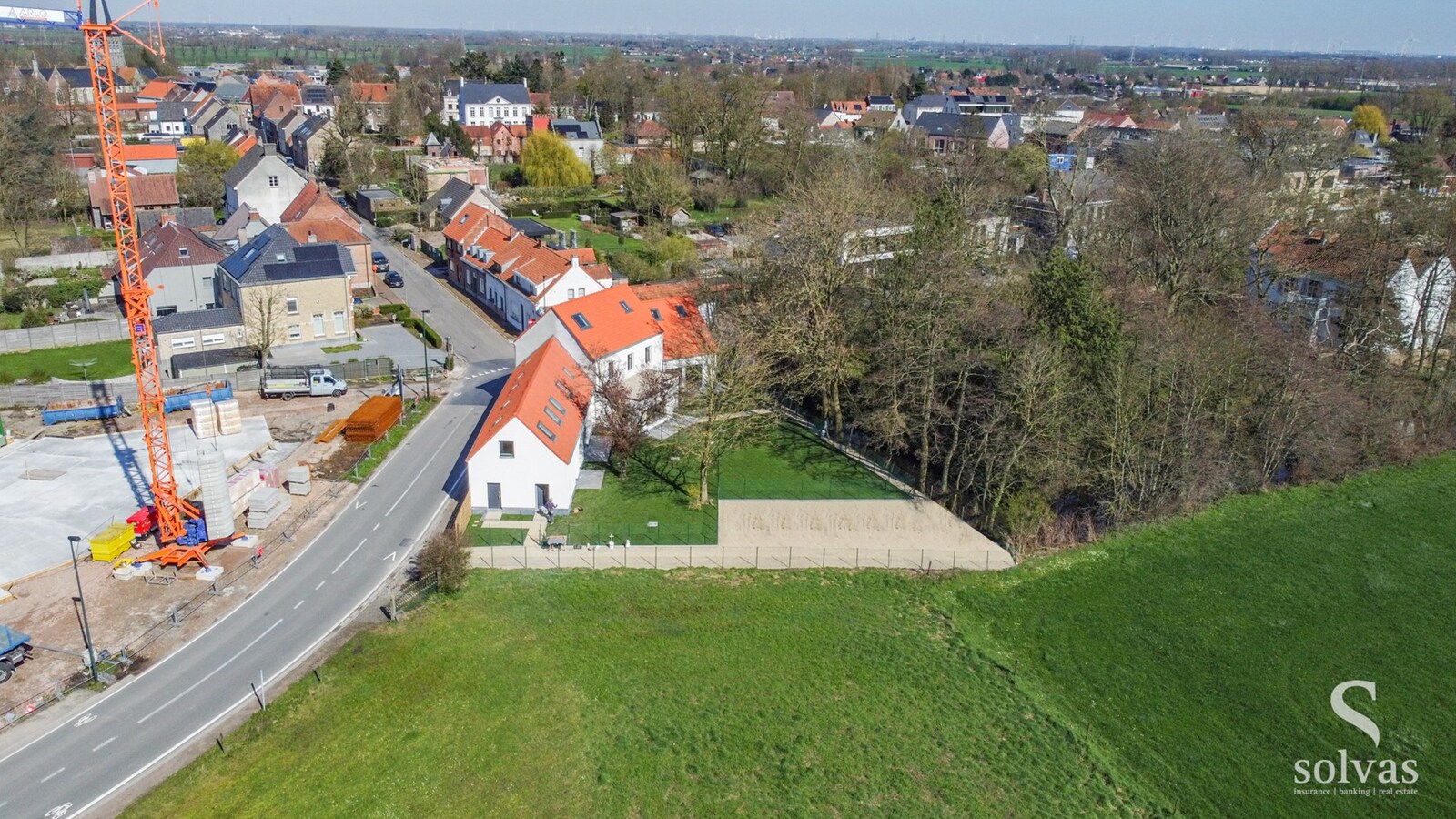 Moderne woning, gerenoveerd, nabij centrum Zomergem 