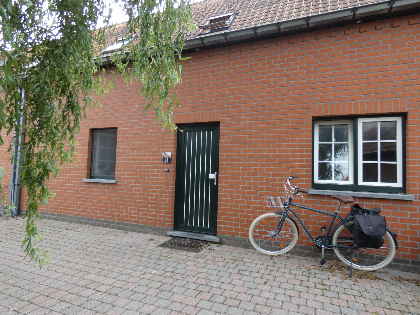 Woning met 2 slpk, garage en tuin, Torhout 