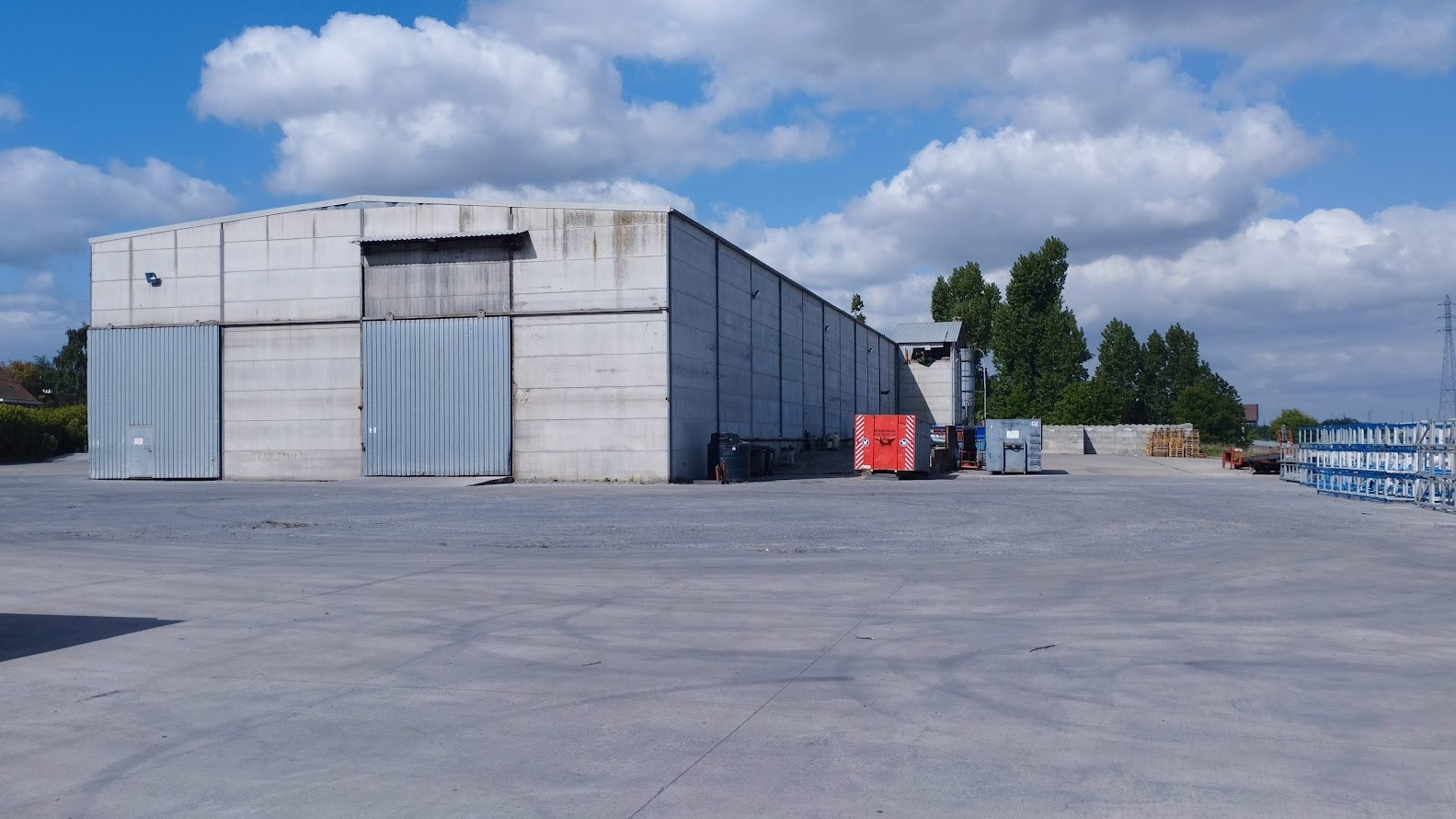 Hangaar van  2.250 m&#178; 