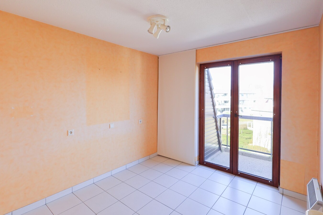 Appartement spacieux et ensoleill&#233; avec 2 chambres &#224; coucher &#224; la Res. Plaza II 