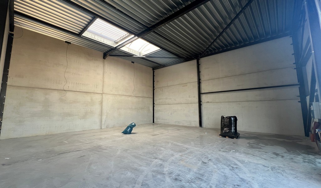 Nieuwbouw loodsen te huur in de Atomveldstraat in Haaltert