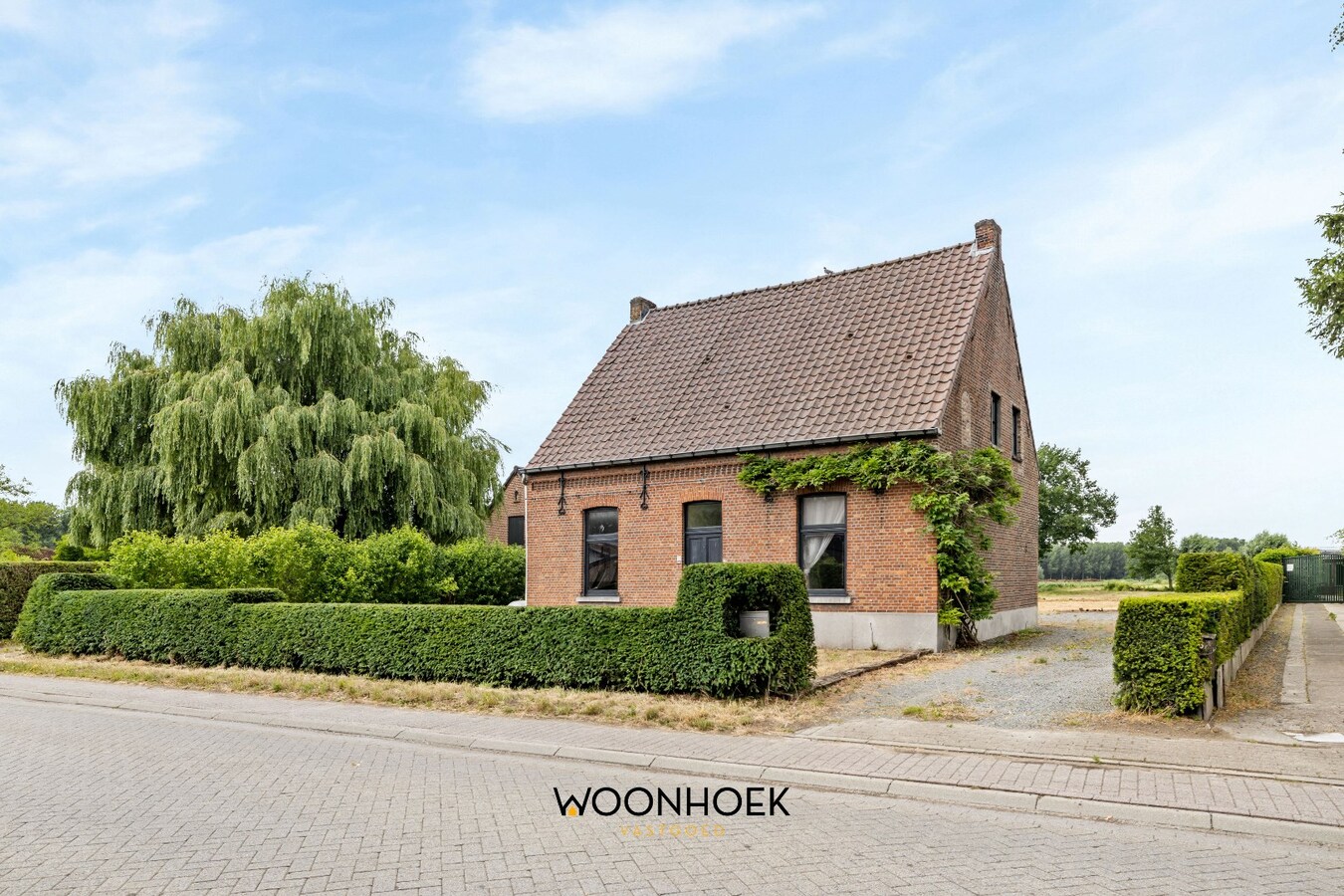 Residentieel gelegen gezinswoning met prachtig uitzicht op de velden te Eksaarde 