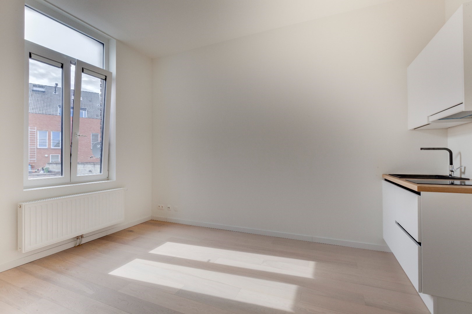 2 Studio&#39;s nabij de Zuid en Sint -Annaplein. (500 &amp; 550 euro ) 