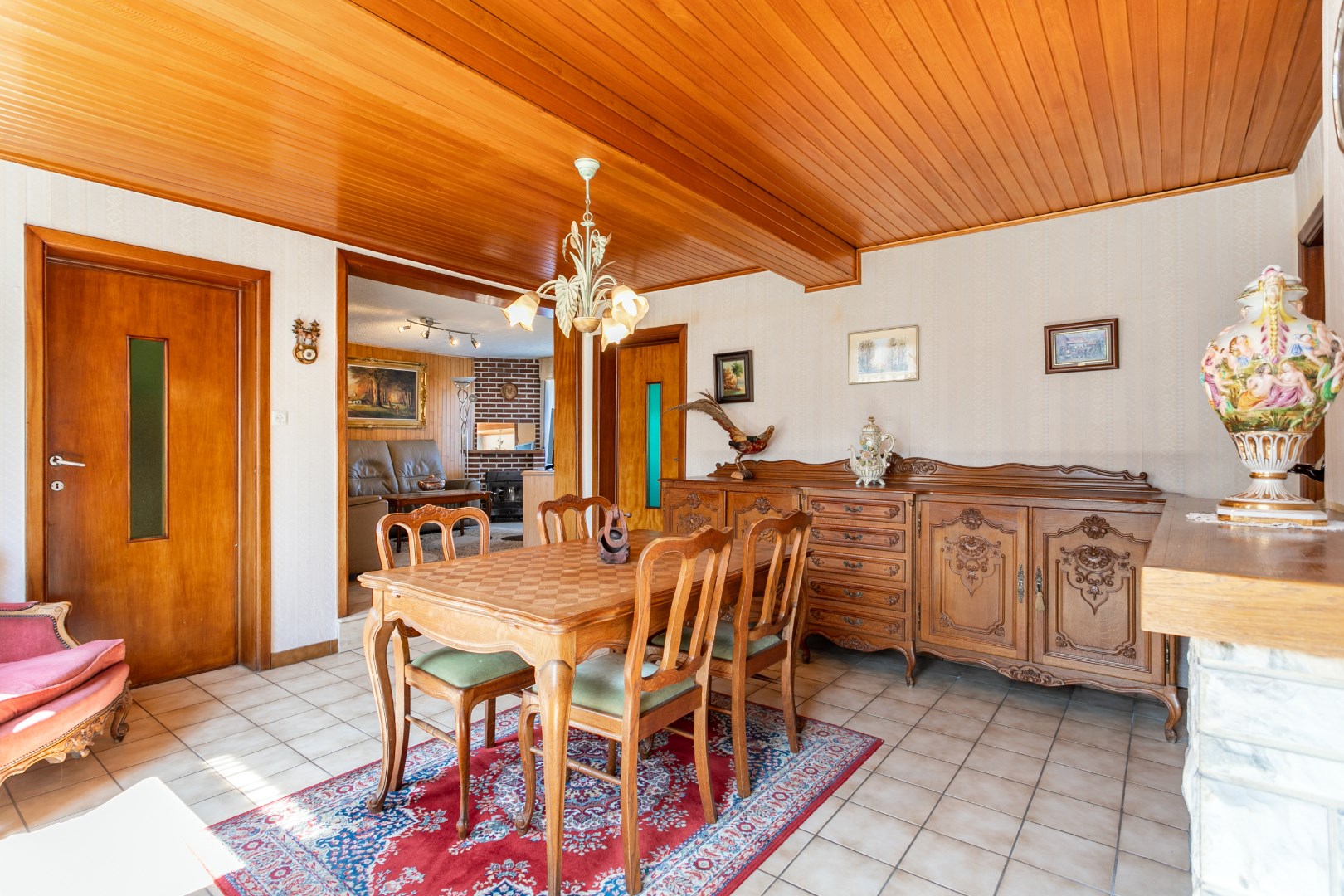 Maison &#224; r&#233;nover avec 3 chambres, entrep&#244;t et prairie sur 59a dans le cadre verdoyant de Pepingen. 