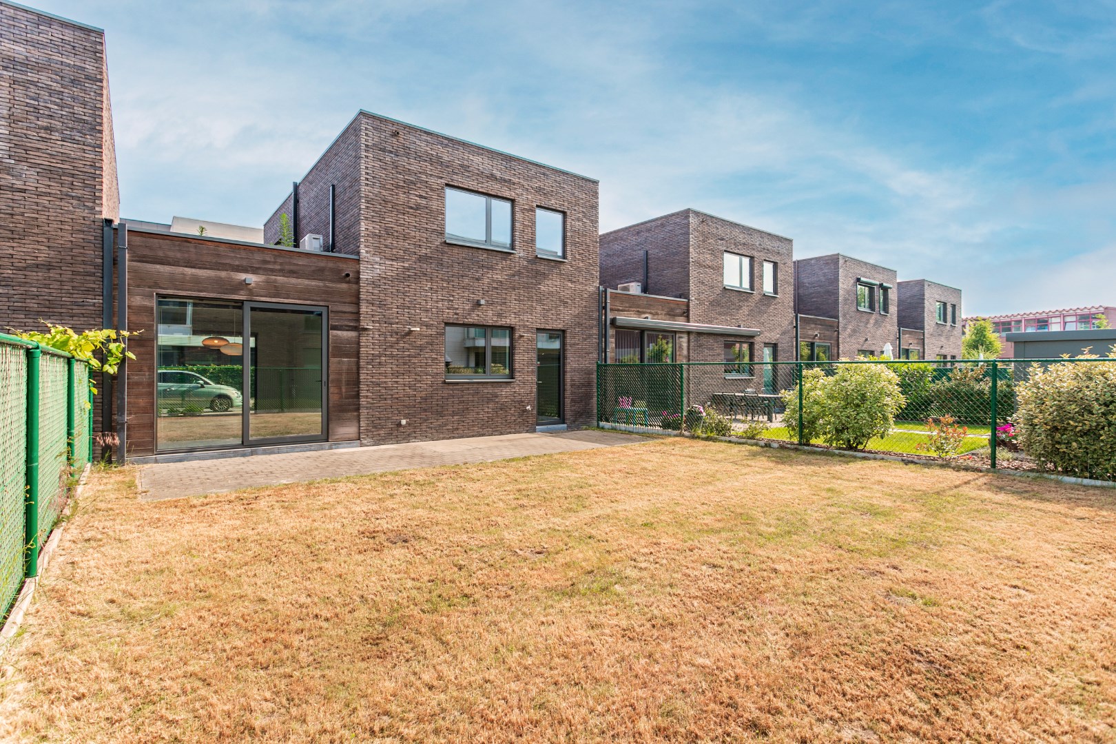 Instapklare, energiezuinige woning 3slpks, tuin en garage 