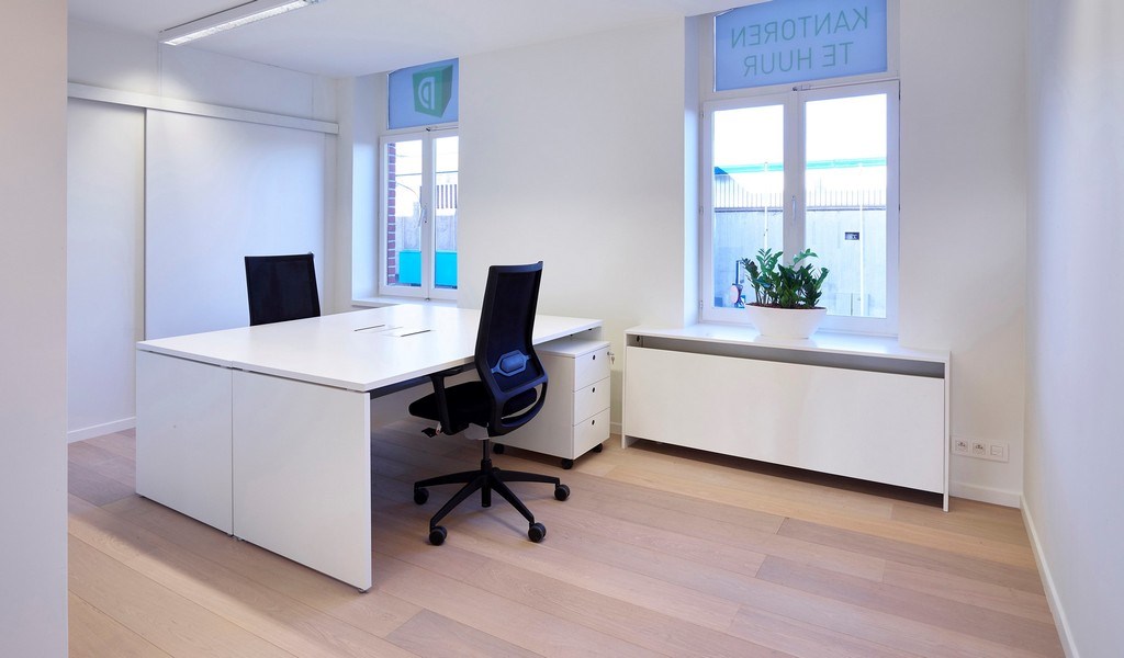 Full-service kantoren in bedrijvencentrum d'Office te Waregem