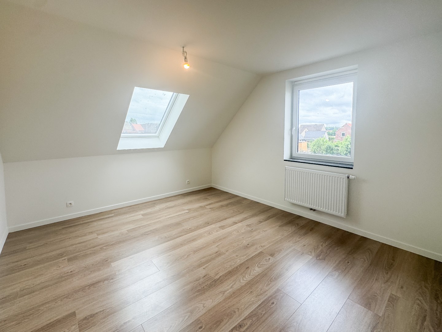 Prachtige halfopen nieuwbouwwoning met 3 slaapkamers in Houthulst 