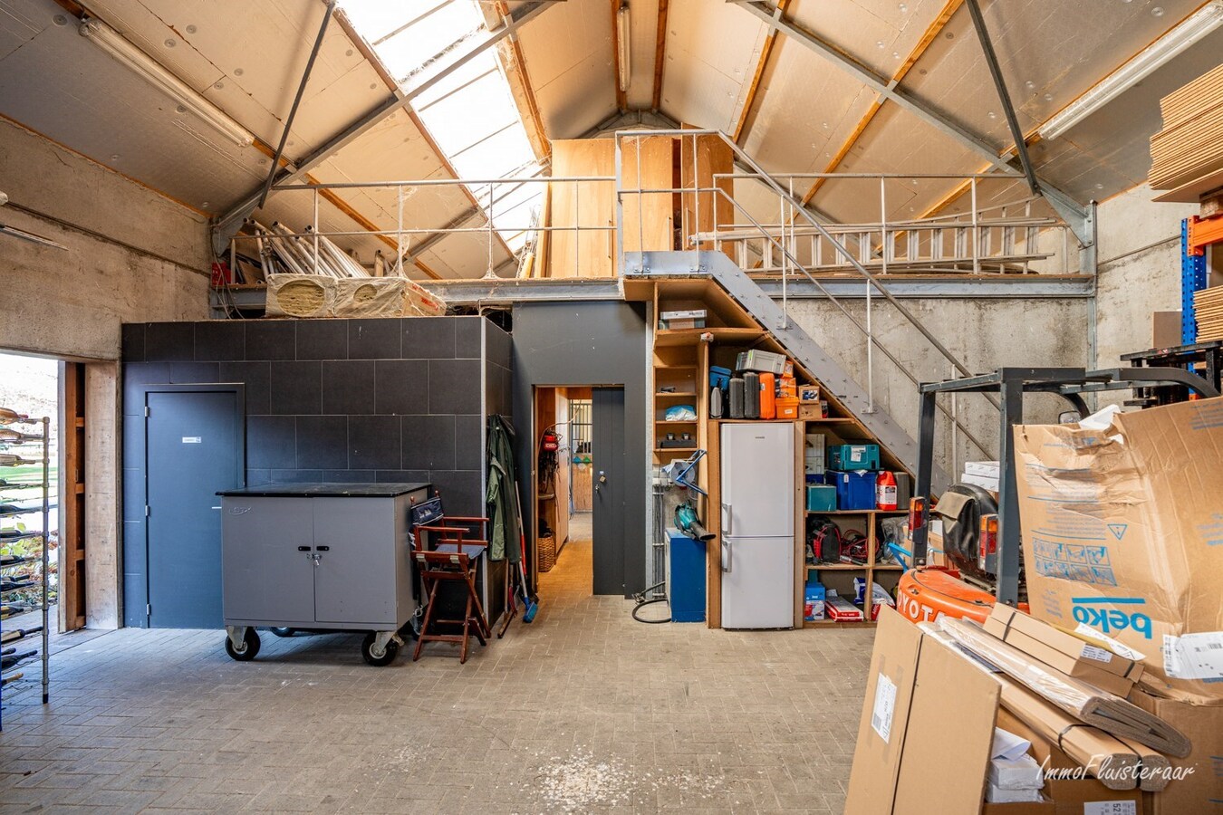 Exclusieve villa met paardenaccommodatie op ca. 1,3 ha te Sint-Katelijne-Waver 