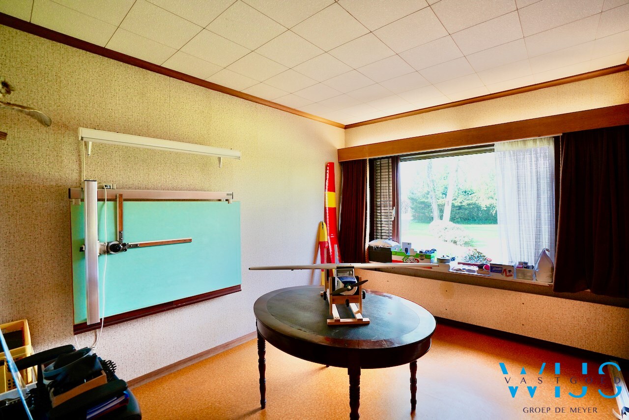 Schitterend woonhuis op een fantastisch perceel van 2859 m&#178; te Drongen ! 