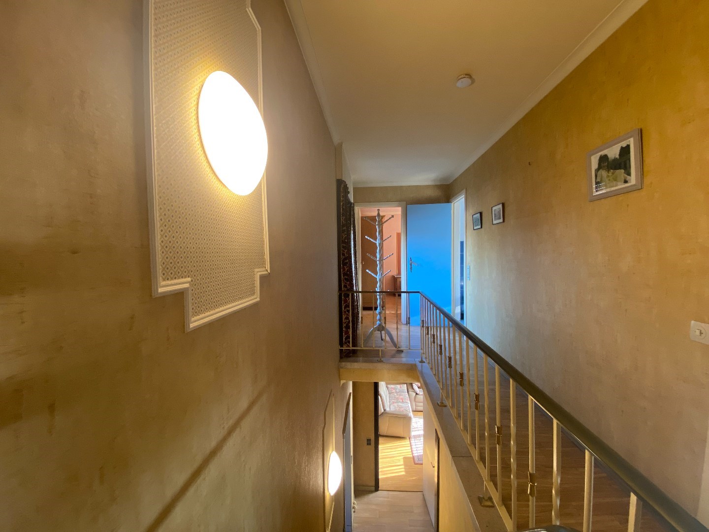 Multifunctionele te renoveren hoekwoning met magazijn en garage op 509 m&#178;! 