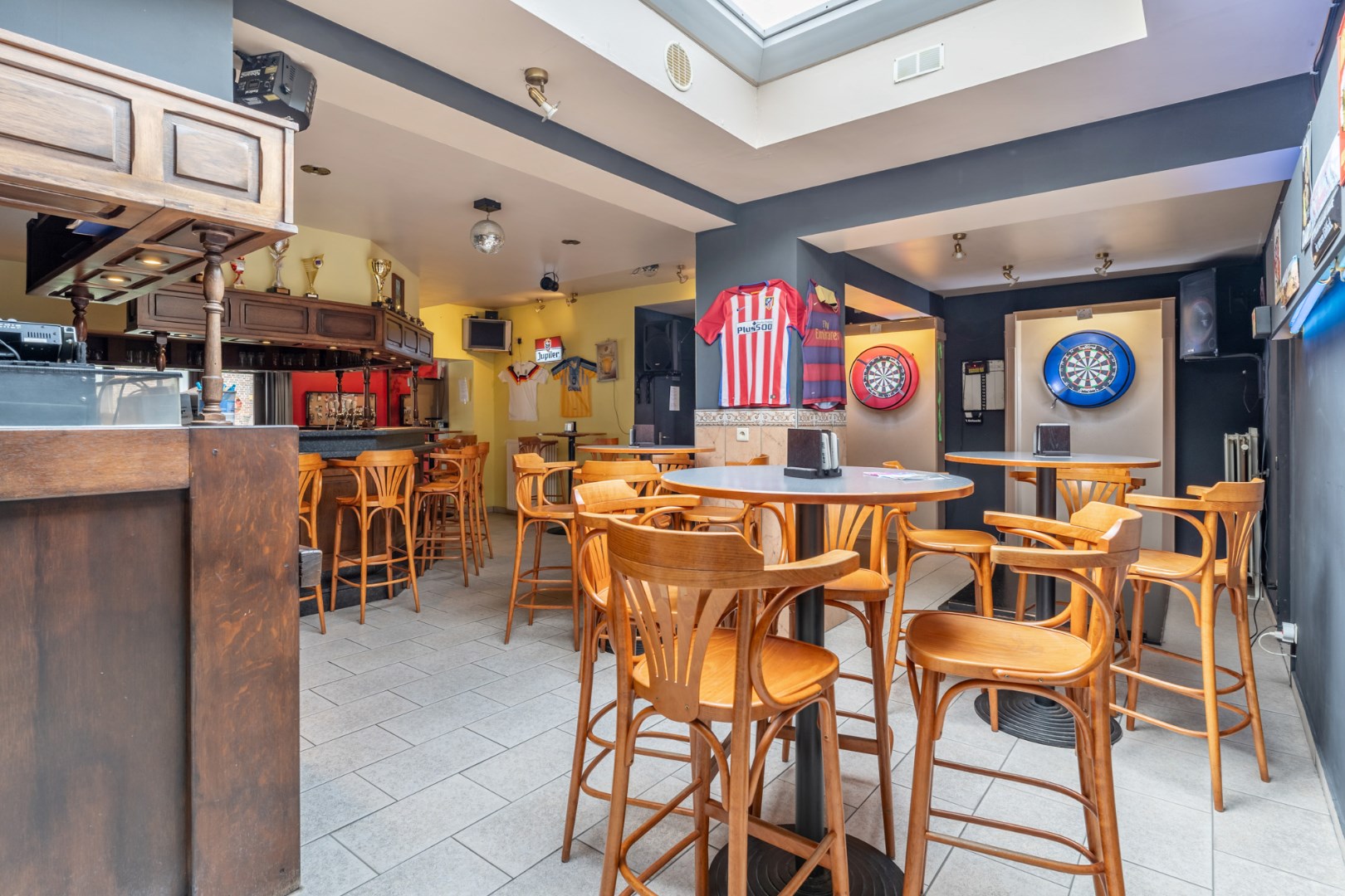 Rechtstraat 42, Rutten - Achteraan café