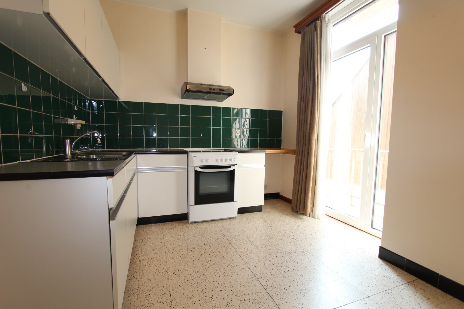 RUIM APPARTEMENT - PRACHTIG GELEGEN IN HET STADSCENTRUM 
