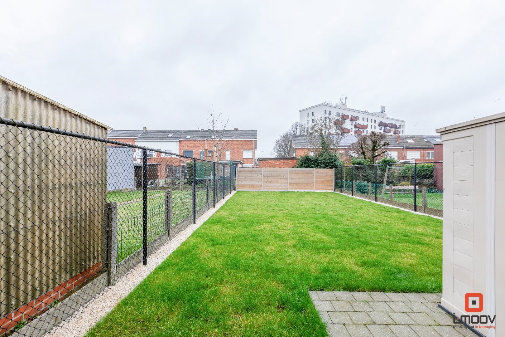 Zeer leuke en ruime woning met zalige tuin en veel potentieel! 