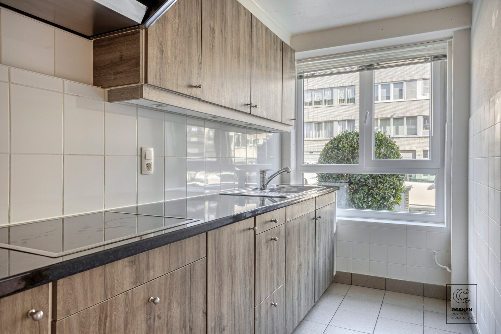 Instapklaar gelijkvloers appartement van 81m&#178; en 2 slaapkamers te Deurne! 