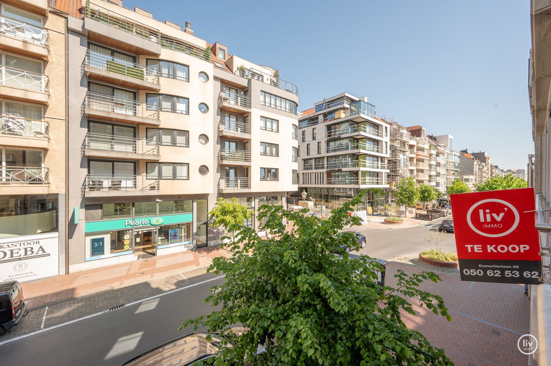 Bel appartement spacieux avec deux chambres situ&#233; sur l&#39;avenue Dumortier &#224; Knokke. 