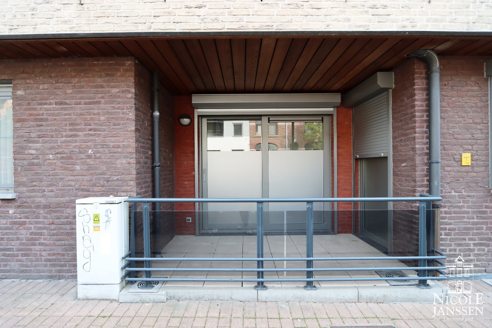 Gelijkvloers appartement met &#233;&#233;n slaapkamer en terras in het centrum van Maaseik 