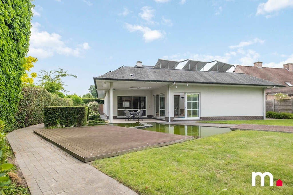 Villa te koop nabij de GAVERS met hoogwaardige afwerking en duurzame energievoorzieningen ! 