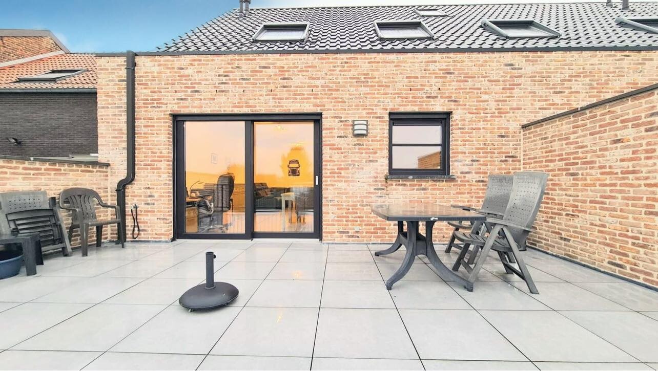 Moderne duplex van 2019 met royaal zuidgeori&#235;nteerd terras 