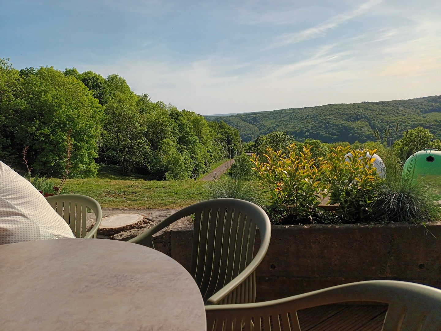 Charmante chalet met prachtige verzichten in vakantiepark te Blaimont ( 3 slaapkamers ) 