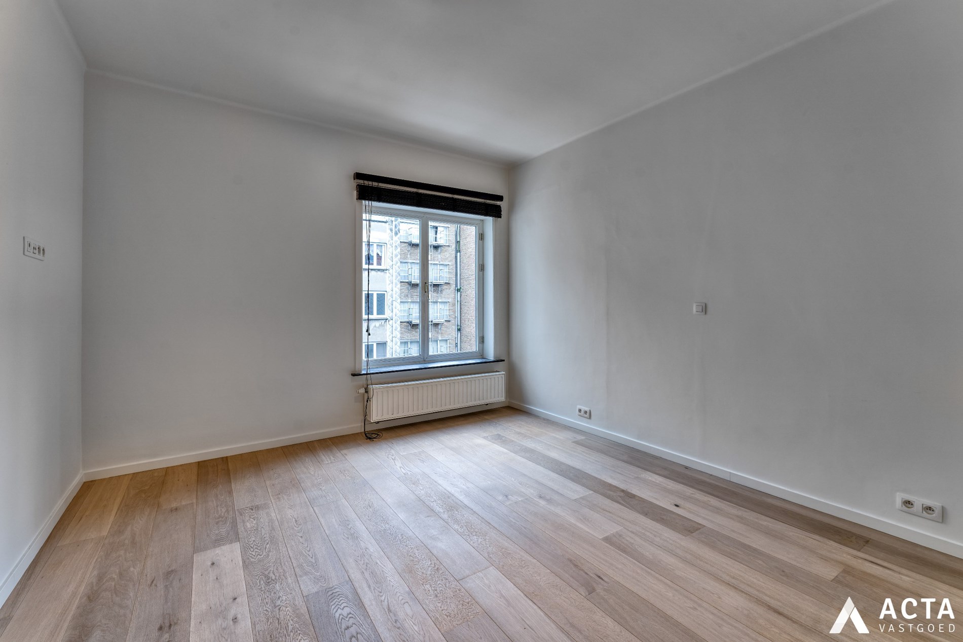 Ruim instapklaar appartement met twee slaapkamers in het centrum van Oostende 